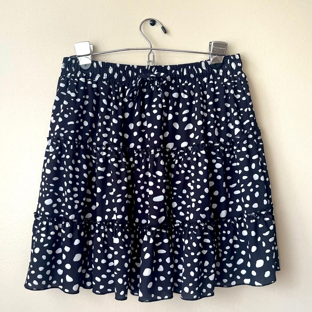 Polka Dot Skater Skirt - Black & White, Stretchy High-Waist, Pleated